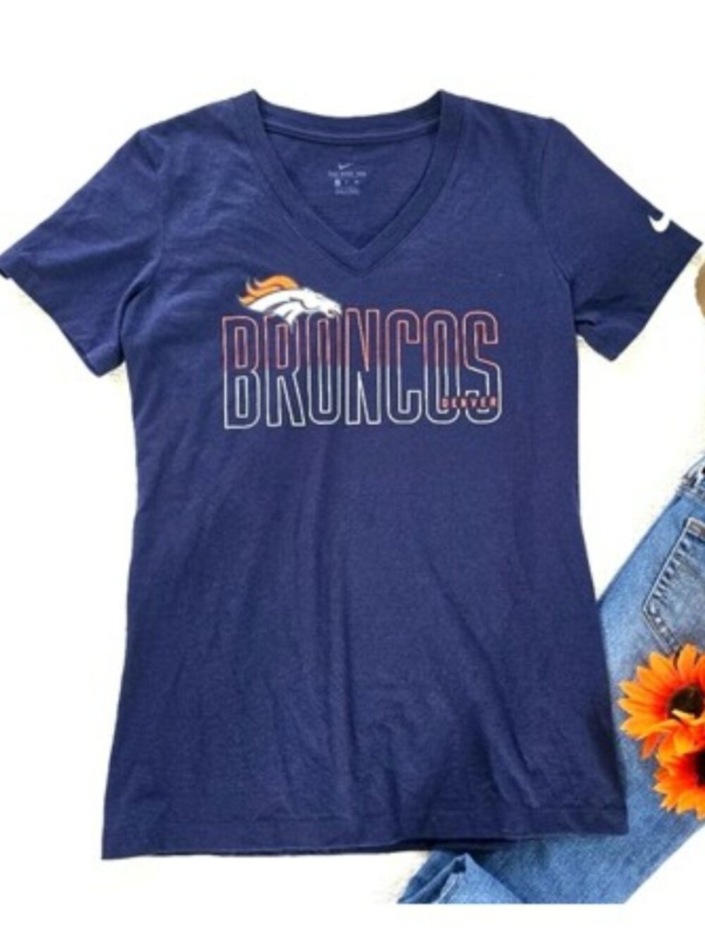 Nike Women's Denver Broncos T-Shirt Size Small Navy Blue Orange NFL Football Tee